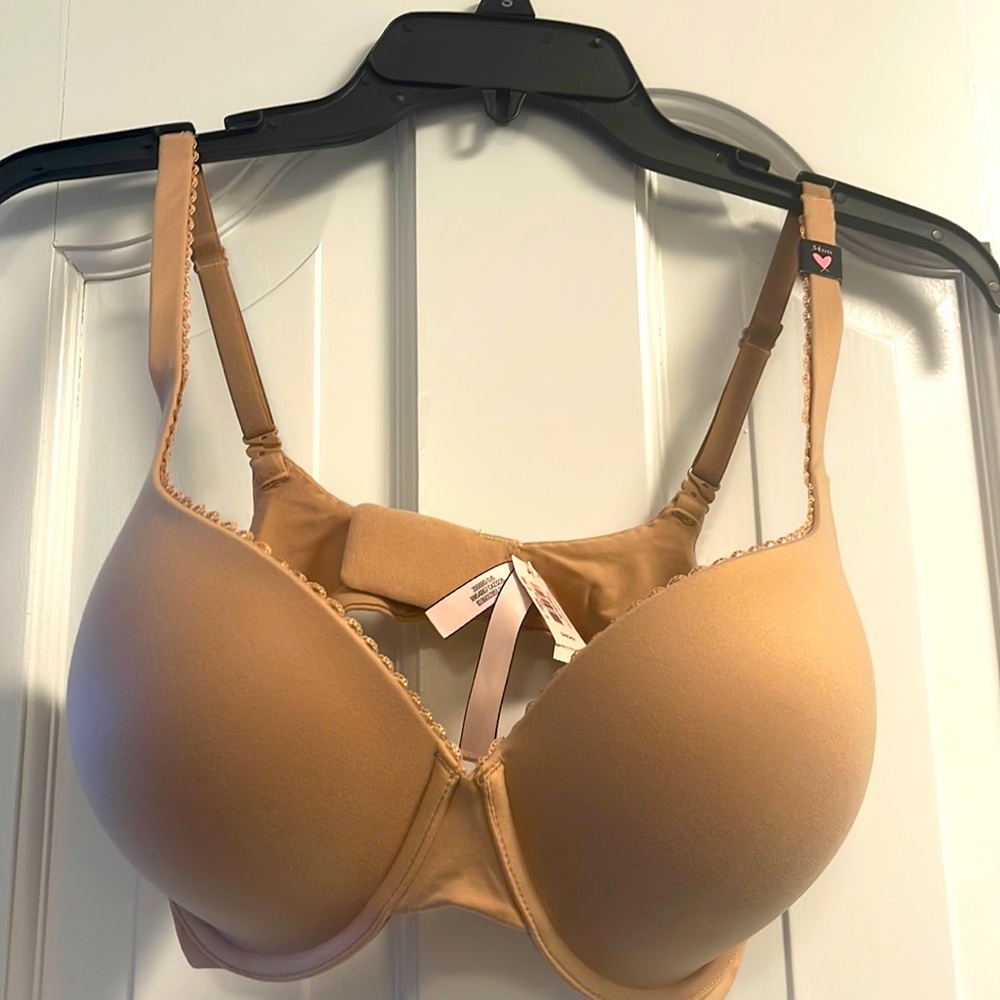 Victoria’s Secret push-up bra